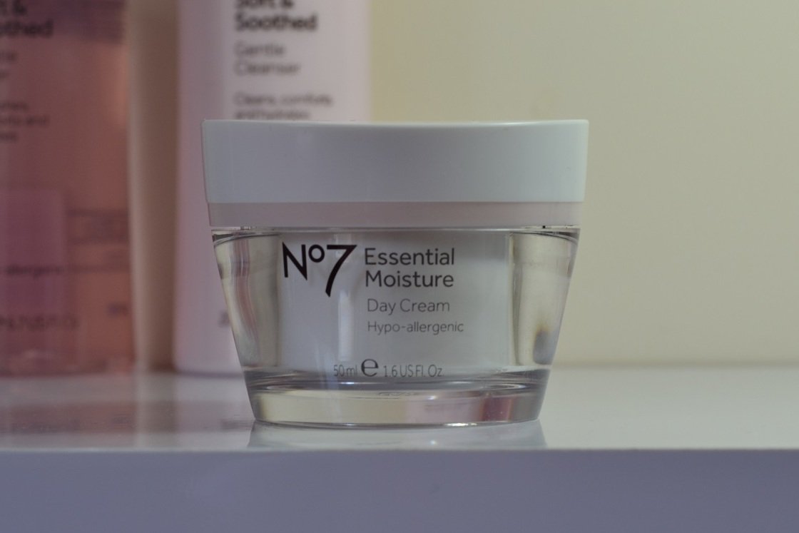 No7 Essential Moisture Day Cream