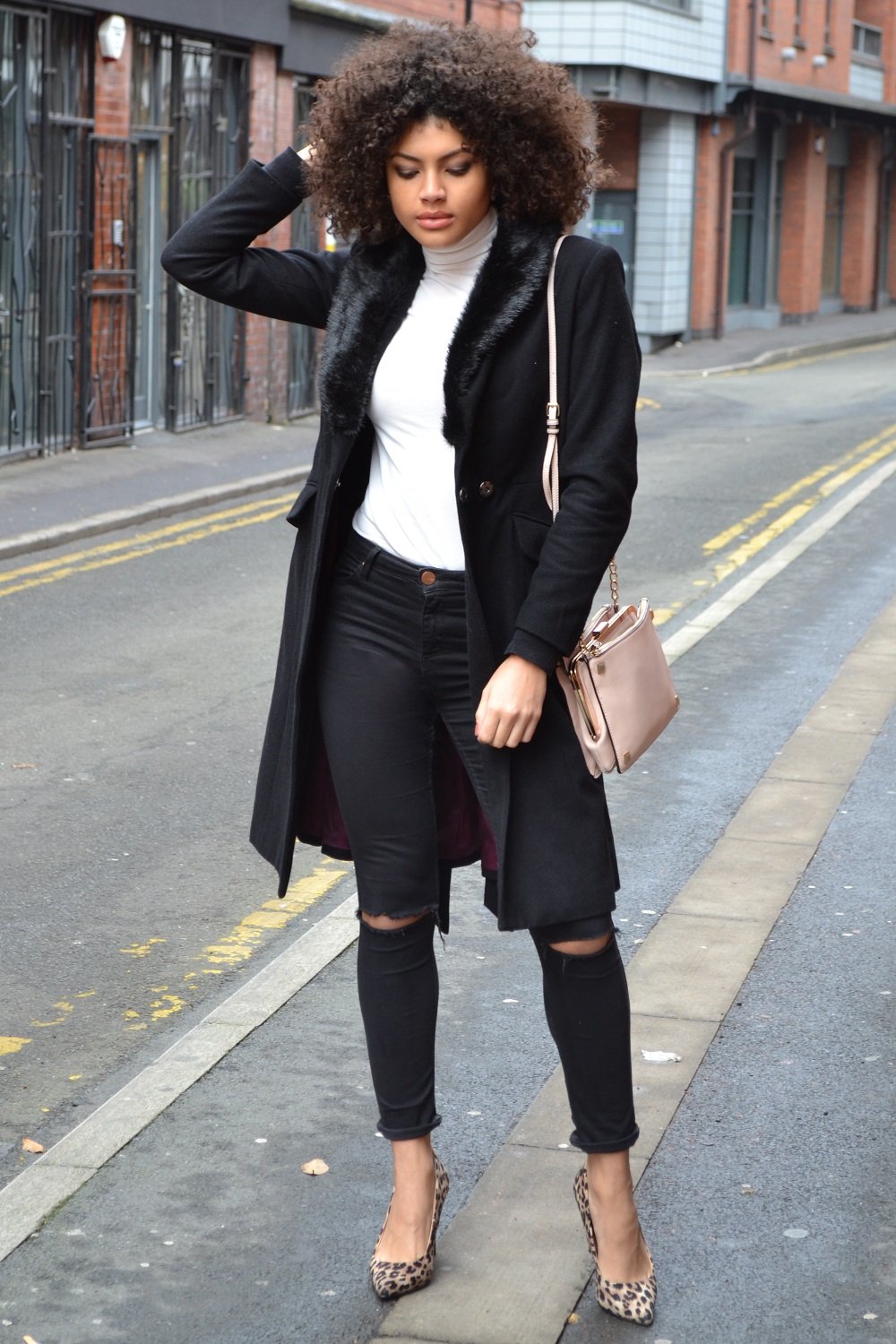 Topshop ripped knee jeans H&M coat