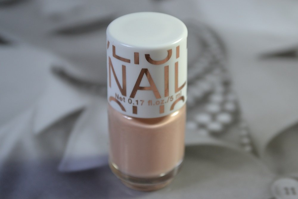 H&M Nude Nail Polish Review