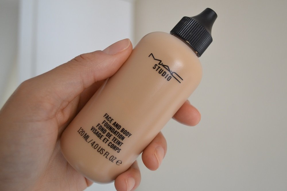 M.A.C Studio Face and Body Foundation Review