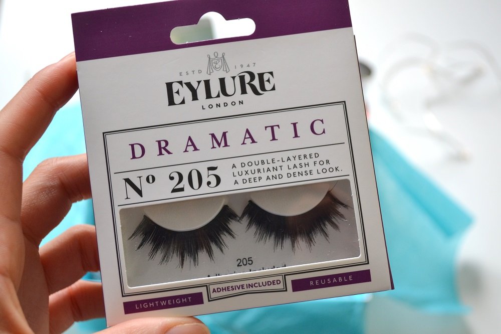 Eylure Dramatic 205 False Eyelashes