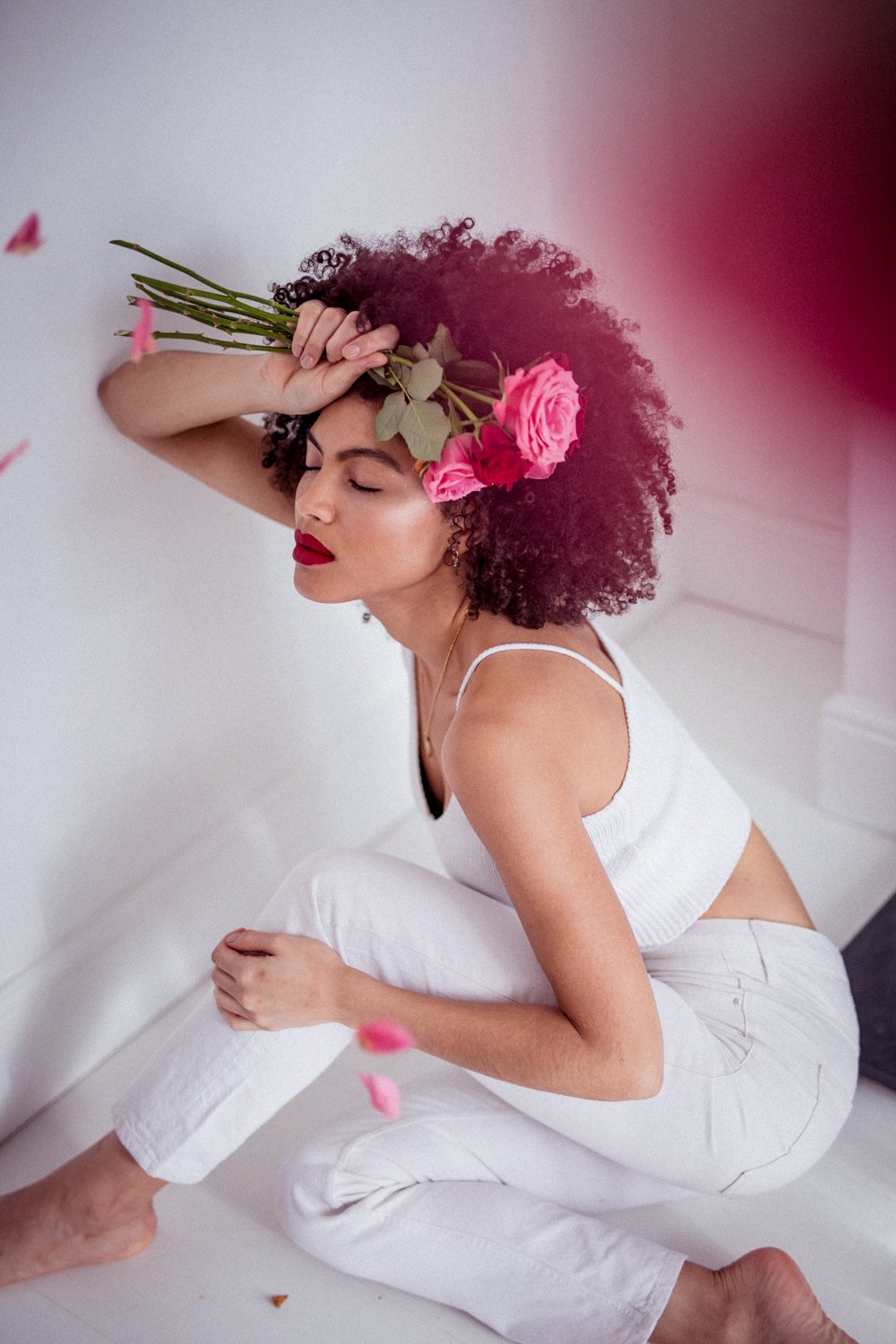 White Denim Jean and Crop Top Outfit With Flowers