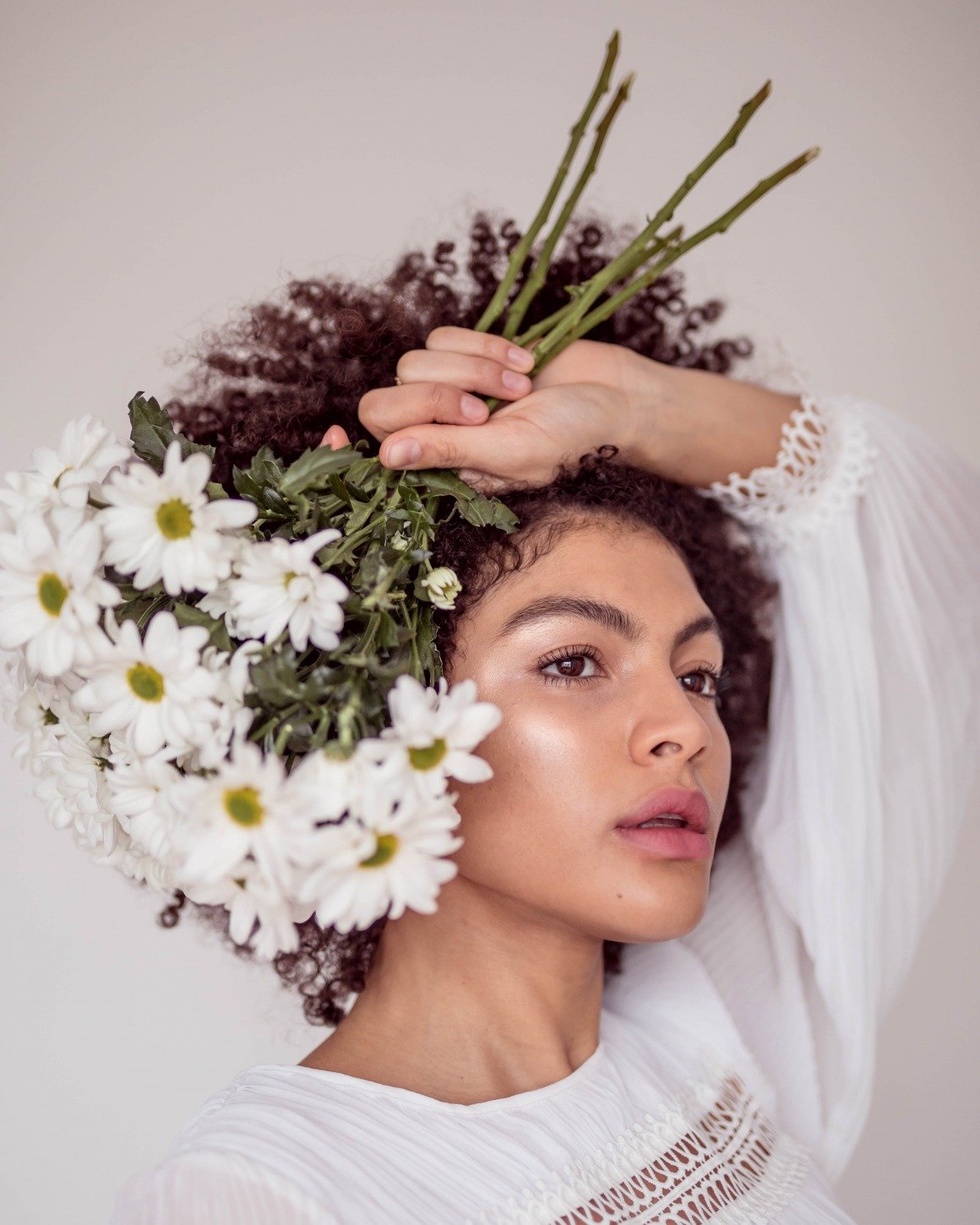 Samio White Shirt White Flowers